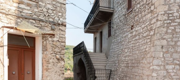 8 rooms House in Montefranco, Italy No. 102105 5