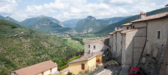 8 rooms House in Montefranco, Italy No. 102105 17