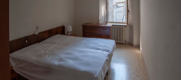 8 rooms House in Montefranco, Italy No. 102105 11