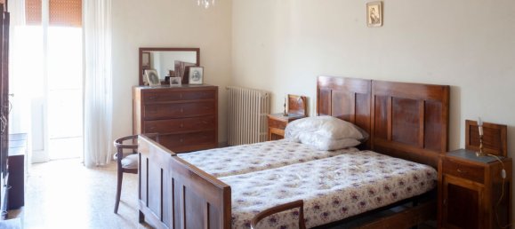 8 rooms House in Montefranco, Italy No. 102105 9