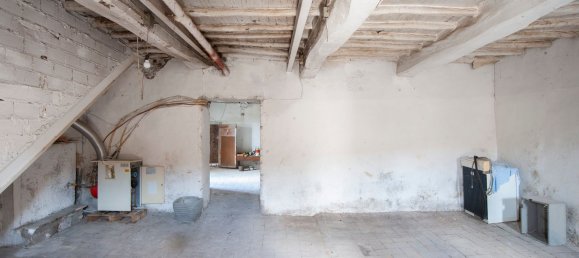 8 rooms House in Montefranco, Italy No. 102105 7