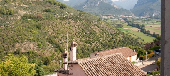 8 rooms House in Montefranco, Italy No. 102105 12