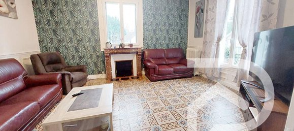 5 bedrooms Villa in Verberie, France No. 85451 4