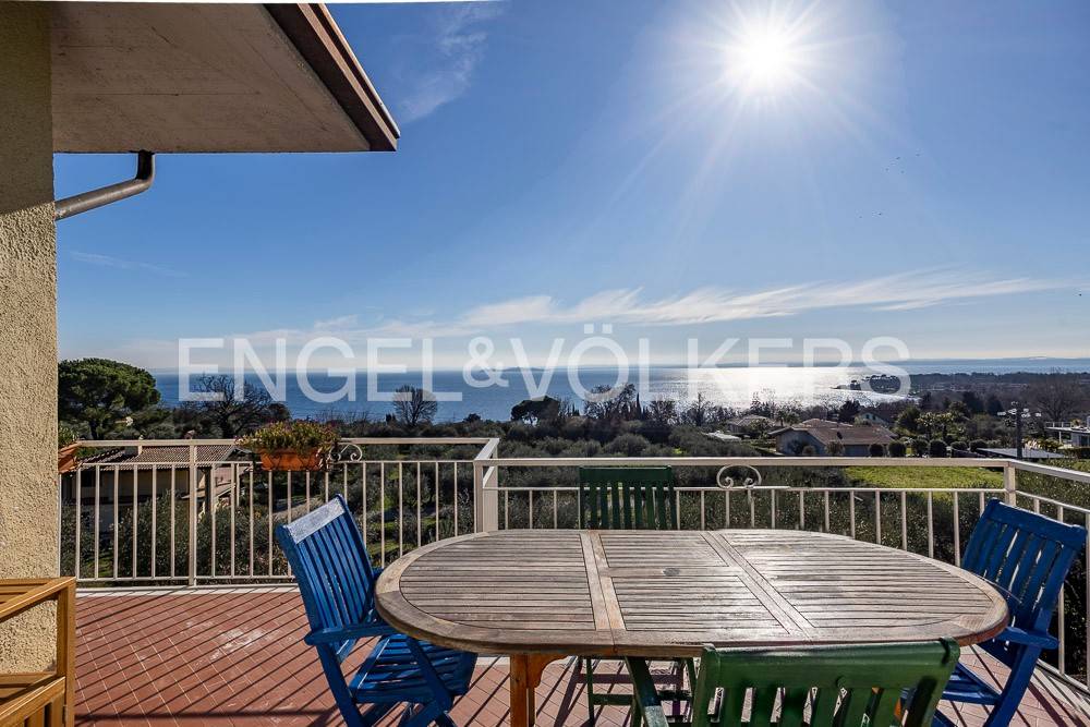 2 غرف نوم شقة في Manerba del Garda, Italy رقم 106536