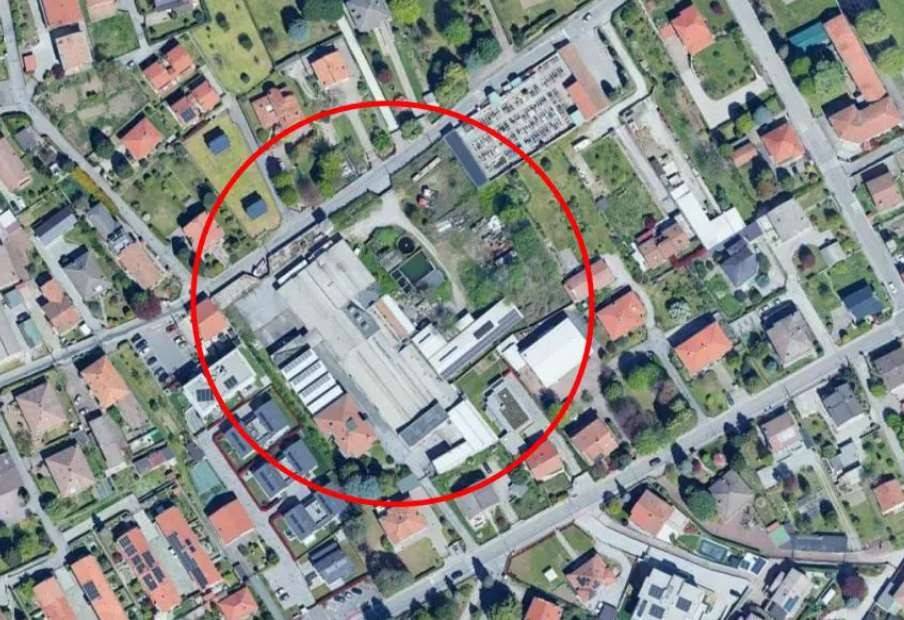 1 room Warehouse in Vertemate con Minoprio, Italy No. 350125