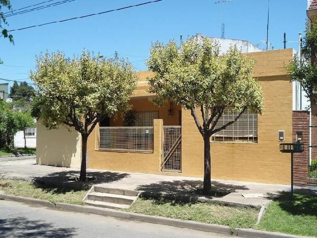 Casa T2 em General San Martin, Argentina N.º 4516