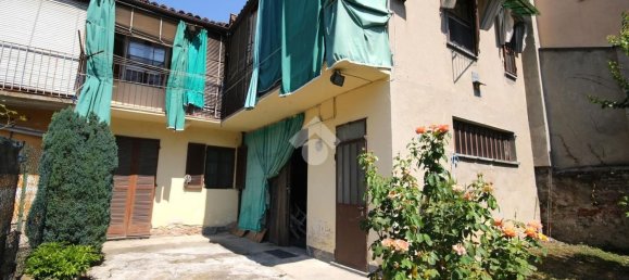 4 rooms House in Alba, Italy No. 277852 6