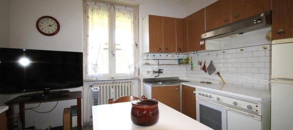 4 rooms House in Alba, Italy No. 277852 12