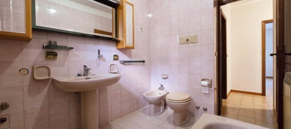 5 rooms Apartment in Rimini, Italy No. 276165 39