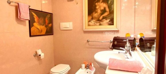 4 bedrooms House in Casier, Italy No. 316799 9