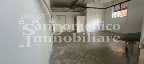 230m² Commercial property in Cascina, Italy No. 149342 6