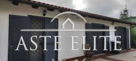 7-Zimmer Villa in Velletri, Italy, Nr. 260038 39