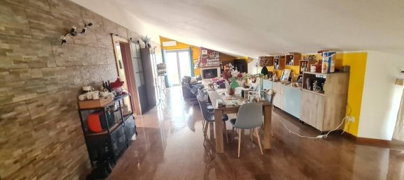 2 Schlafzimmer Penthouse in Montello, Italy, Nr. 220040 23
