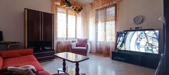 5 rooms Apartment in Macerata, Italy No. 168849 19