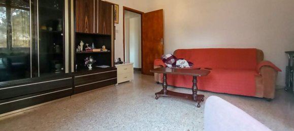 5 rooms Apartment in Macerata, Italy No. 168849 9