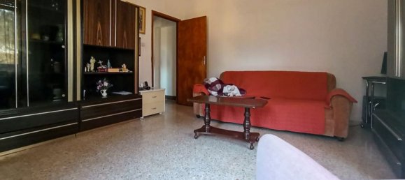 5 rooms Apartment in Macerata, Italy No. 168849 6