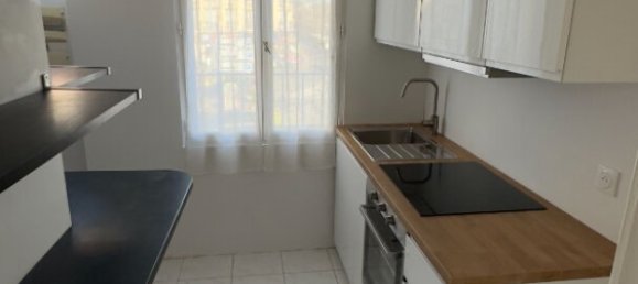 Apartamento de 1 dormitorio en Enghien-les-Bains, France No. 182976 2