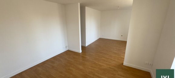 Apartamento de 1 dormitorio en Enghien-les-Bains, France No. 182976 4