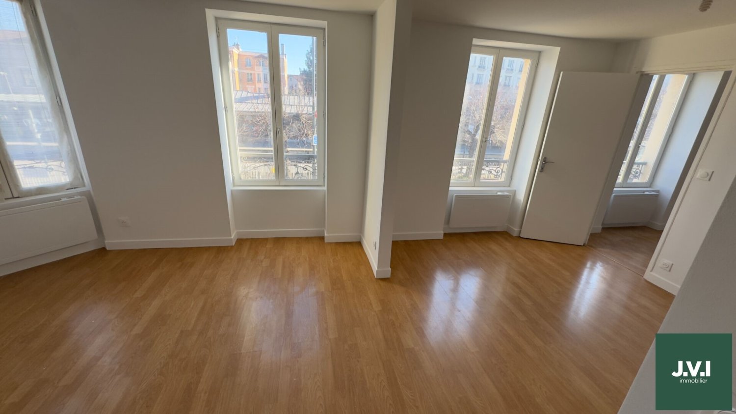 Apartamento de 1 dormitorio en Enghien-les-Bains, France No. 182976