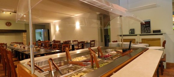 396m² Commercial property in Saint-Gervais-la-Foret, France No. 263188 5