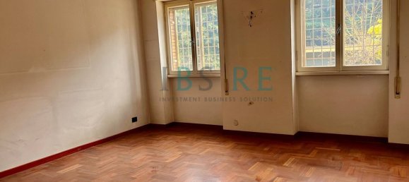 6 bedrooms Apartment in Rome, Italy No. 316652 22