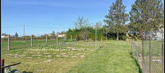 Casa de 4 dormitorios en Pompaire, France No. 102966 2