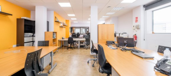 عقار تجاري في Zaragoza, Spain 200متر مربع رقم 67599 5