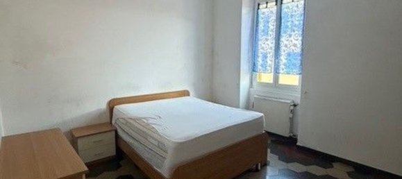 2-Zimmer Wohnung in Genoa, Italy, Nr. 261396 3