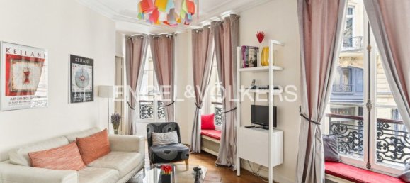 4 bedrooms Apartment in Paris, France No. 174602 2