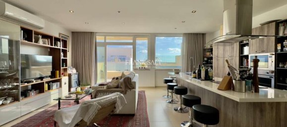 3 bedrooms Penthouse in Saint Julian's, Malta No. 463 7