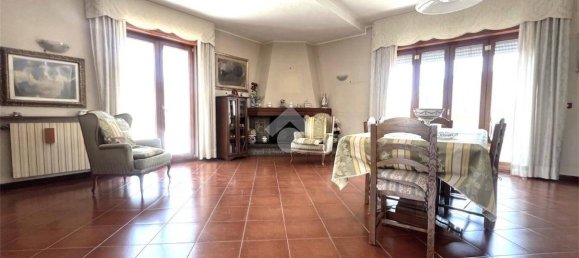 4 bedrooms Apartment in Casoria, Italy No. 279302 11