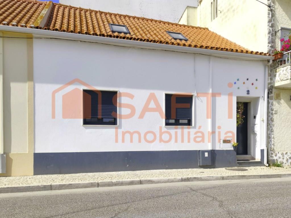 2 bedrooms House in Pinhal Novo, Portugal No. 341801