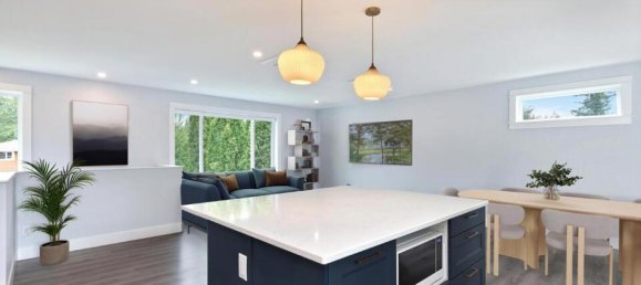 5 bedrooms House in British Columbia, Canada No. 1075 10