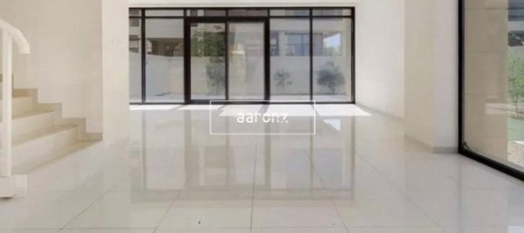 Вилла с 4 спальнями в Дубай, ОАЭ № 54046 4