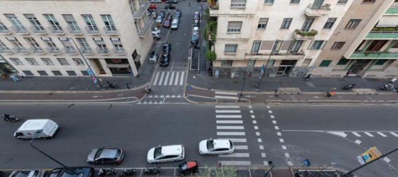 4 Schlafzimmer Wohnung in Milan, Italy, Nr. 381098 29