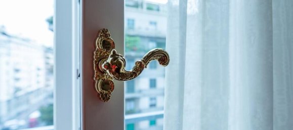 4 Schlafzimmer Wohnung in Milan, Italy, Nr. 381098 15