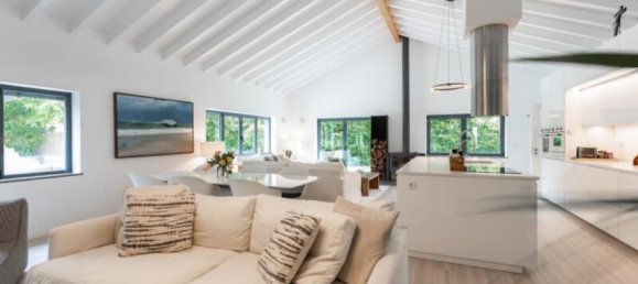 3 bedrooms Villa in Cascais, Portugal No. 104976 19