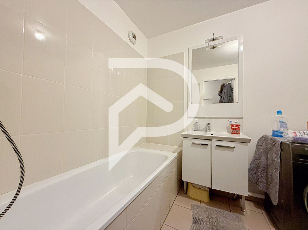 3 chambres Appartement à Villepinte, France No. 169815