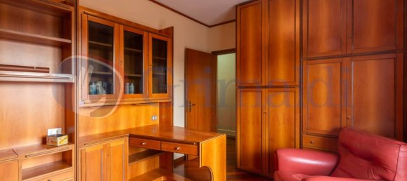 3 bedrooms Apartment in Milan, Italy No. 316902 16