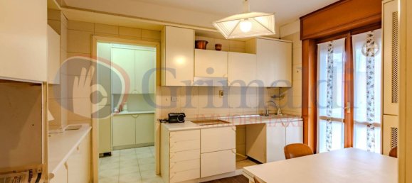 3 bedrooms Apartment in Milan, Italy No. 316902 7