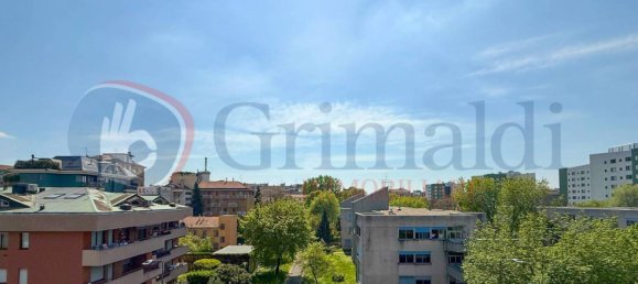 3 bedrooms Apartment in Milan, Italy No. 316902 6