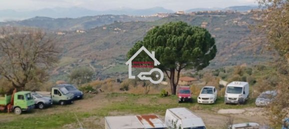 Grundstück in Laureana Cilento, Italy 15000m², Nr. 70271 2