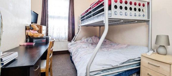 3 bedrooms House in Forest Gate, United Kingdom No. 11413 7