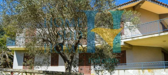 5 rooms Villa in Noto, Italy No. 122867 8