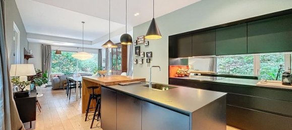 4 bedrooms House in Bois-Guillaume, France No. 356465 5