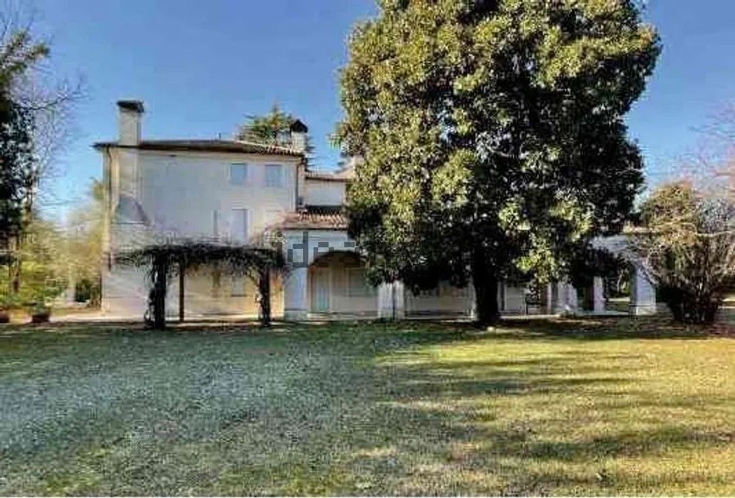21 room Villa in Mogliano Veneto, Italy No. 111287