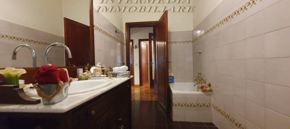 3 bedrooms Villa in Rignano sull'Arno, Italy No. 312260 22