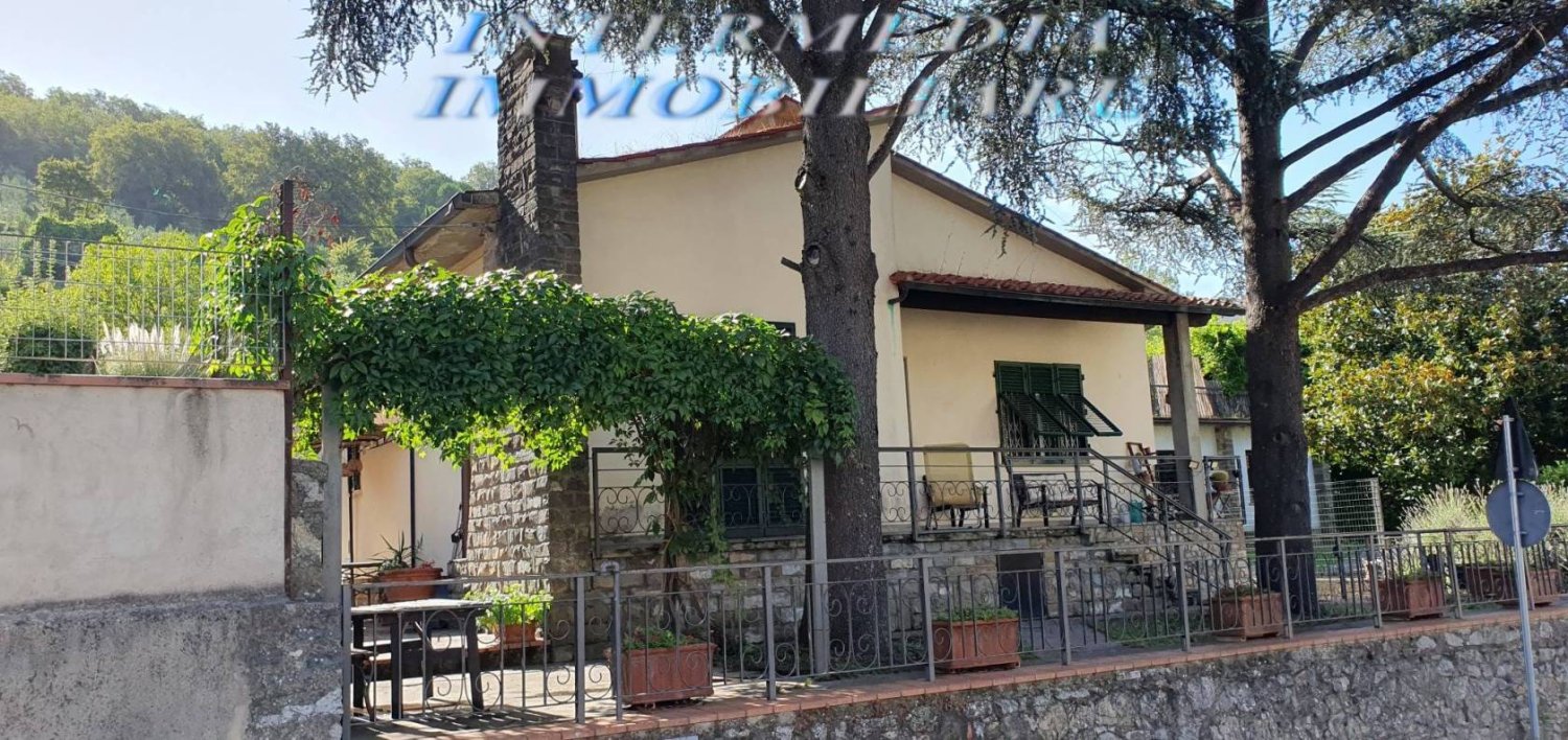 3 bedrooms Villa in Rignano sull'Arno, Italy No. 312260