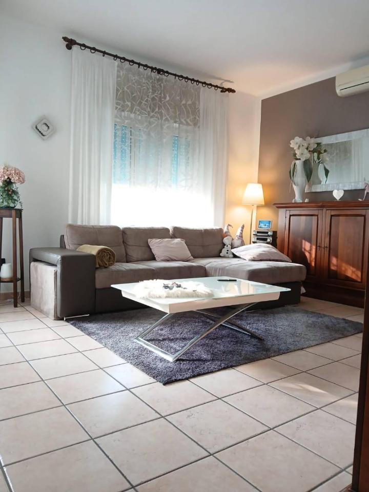 6غرفة شقة في Gorizia, Italy رقم 34194