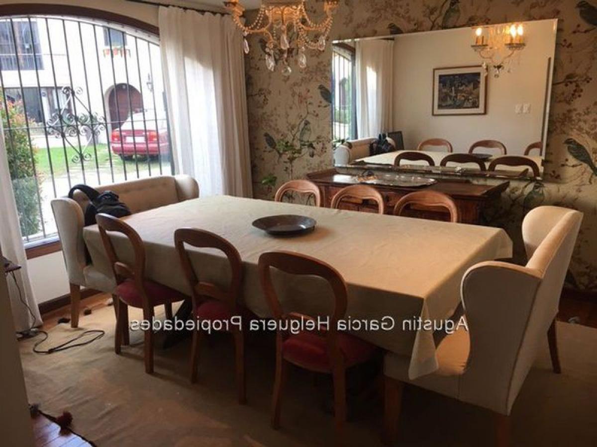 4 chambres Maison à Montevideo, Uruguay No. 759